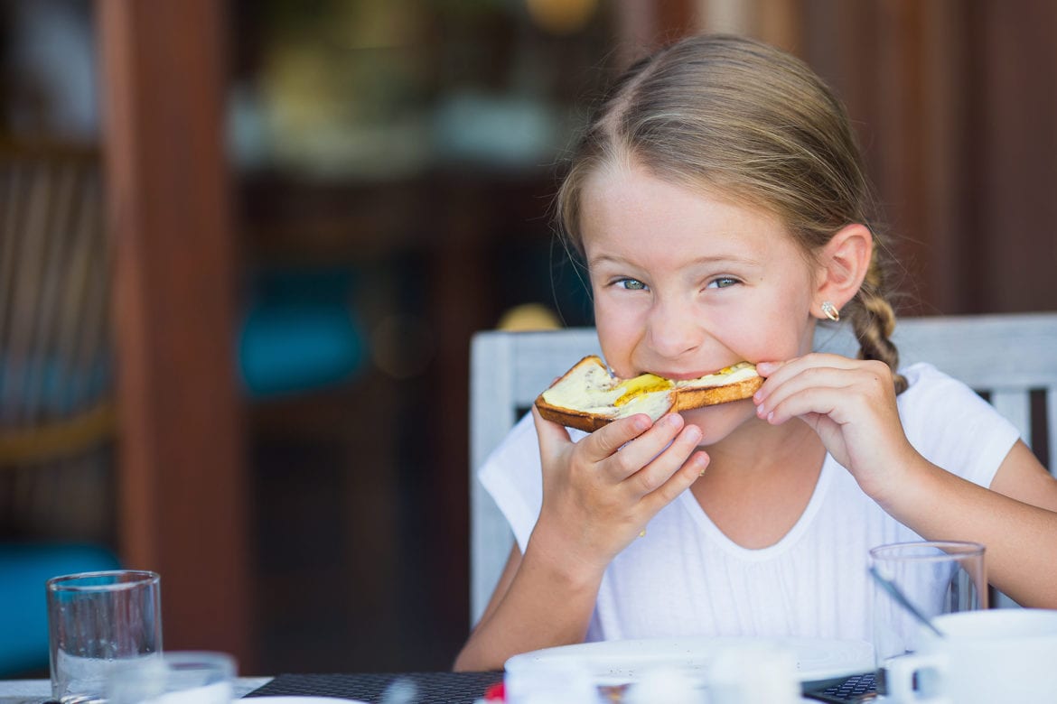 kid eating food